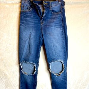 High waisted denim jeans